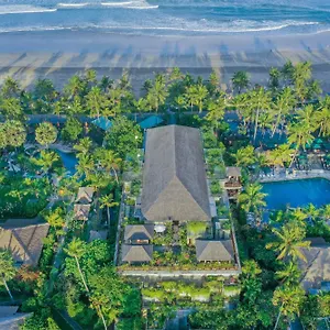 https://legian-beach.hotelsseminyak.net